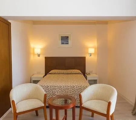 Hotel Perre Art 5*